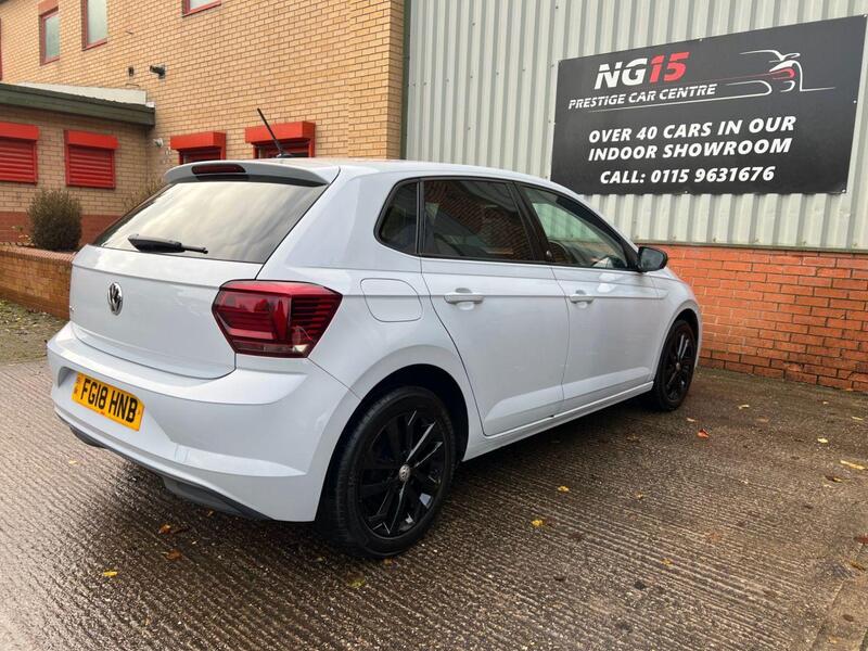 Volkswagen Polo view 10