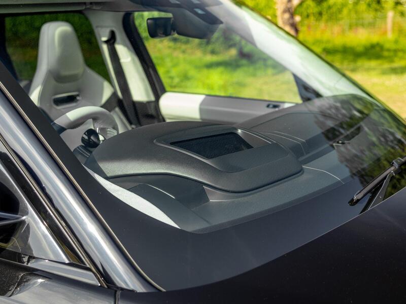 Land Rover Range Rover Sport view 4