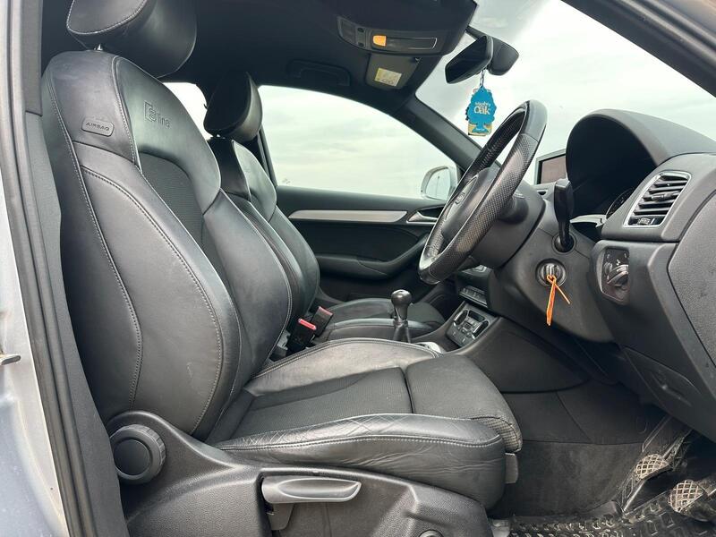 Audi Q3 view 7