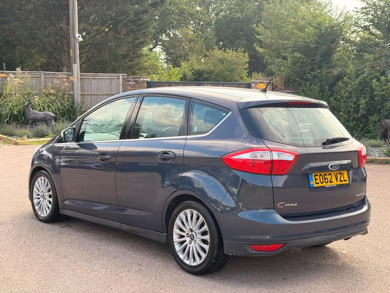 Ford C-Max view 6