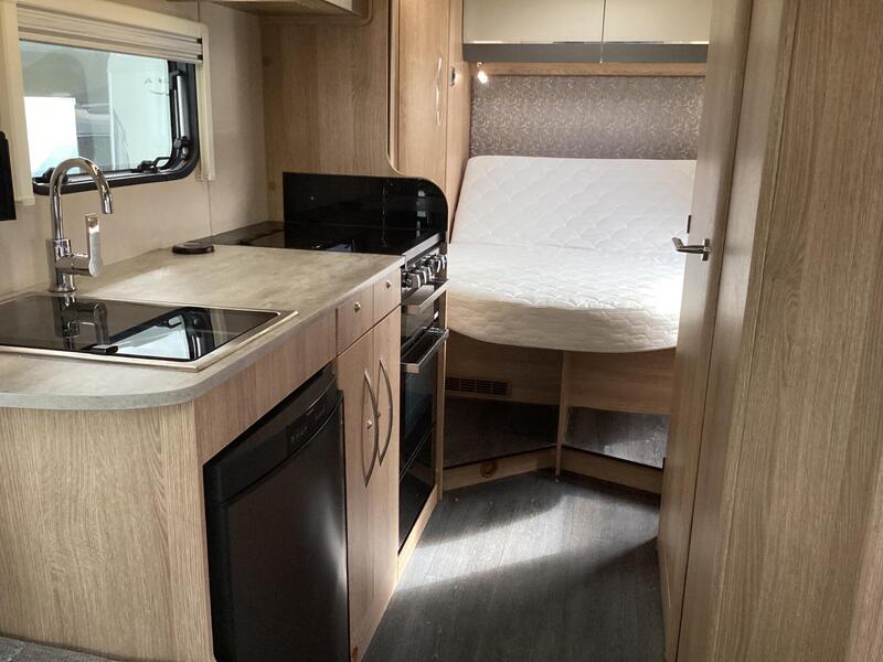 Auto-Trail Imala 730 — image 16