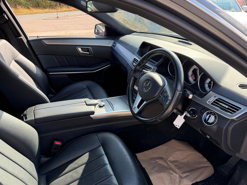 Mercedes-Benz E Class view 2