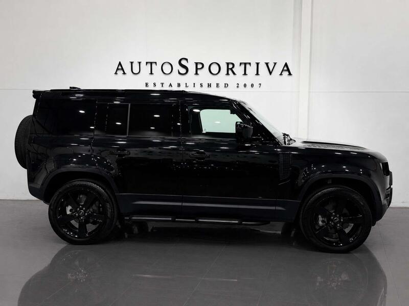 Land Rover Defender view 3