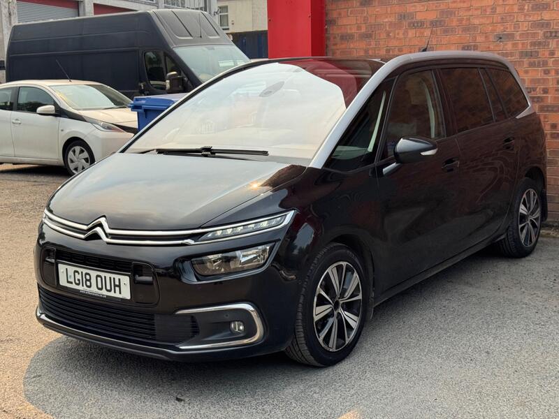 Citroen Grand C4 Picasso view 2