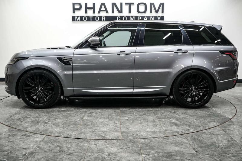 Land Rover Range Rover Sport view 3