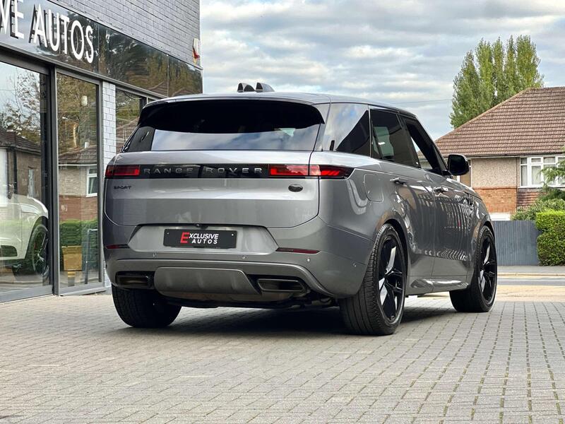 Land Rover Range Rover view 31