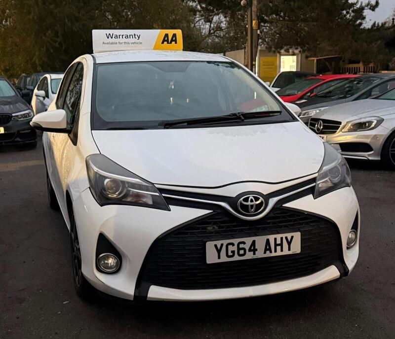 2014 Toyota Yaris 1.33 Dual VVT-i Sport Euro 5 5dr photo 2