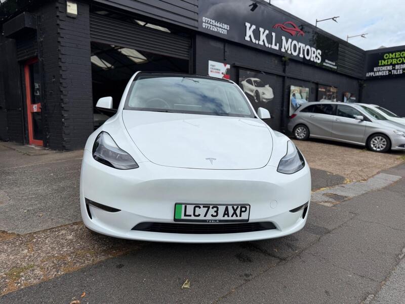 Tesla Model Y view 3