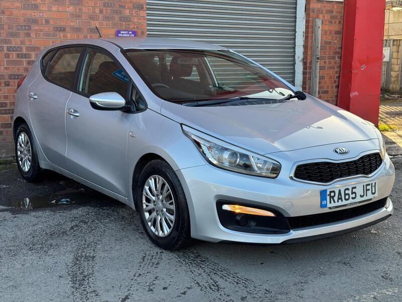 Kia Ceed view 4