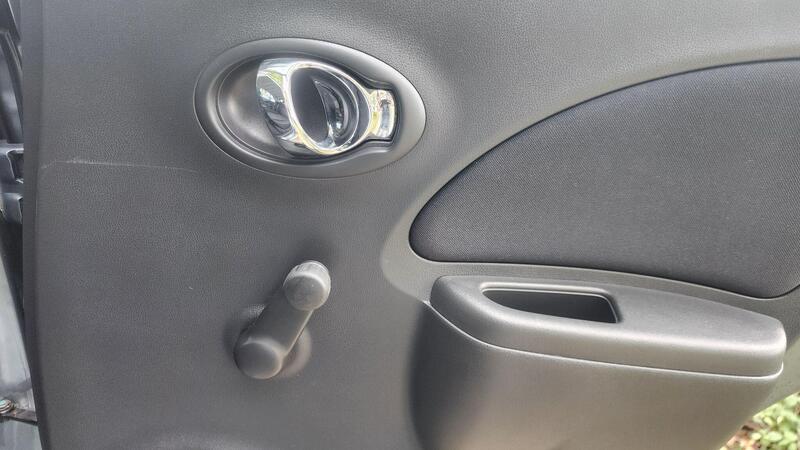 2013 Nissan Micra — photo 35