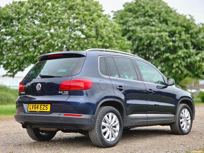Volkswagen Tiguan view 5