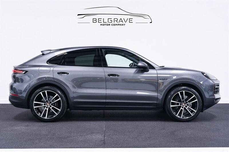Porsche Cayenne main image