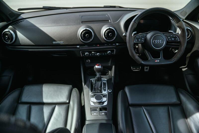 Audi Audi RS3 view 2