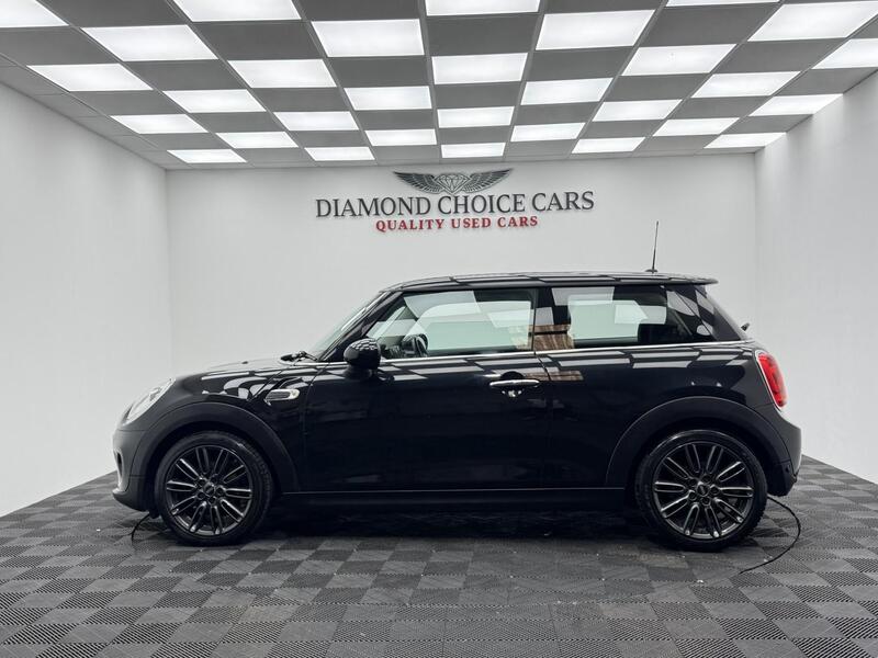 Mini Cooper view 7