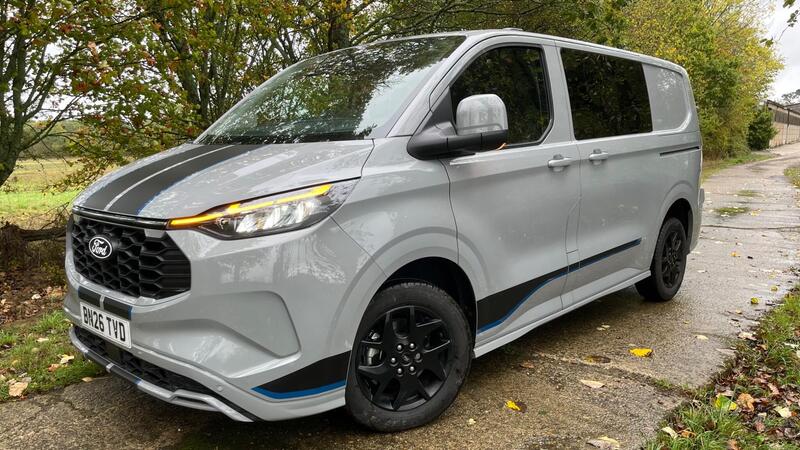 2026 Ford Transit Custom 2.5 320 Duratec 11.8kWh Sport Crew Van Auto L1 H1 Euro 6 5dr