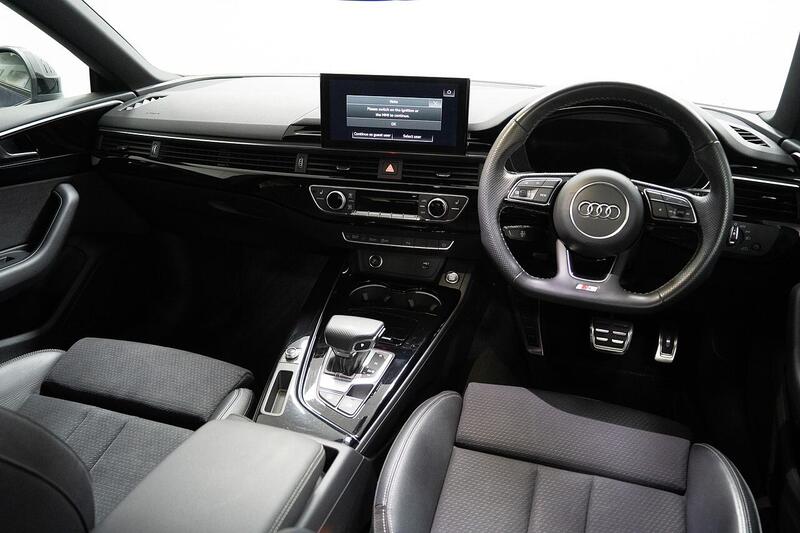 Audi A5 view 5