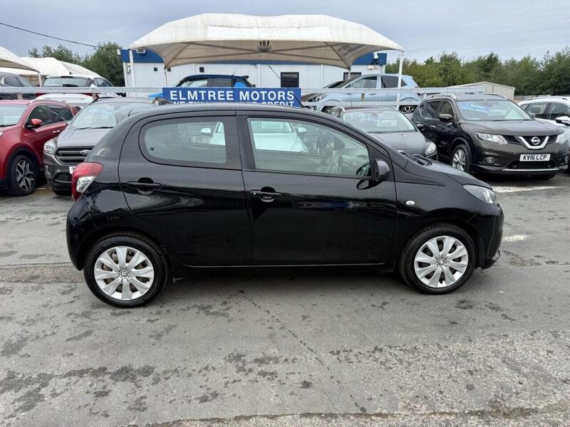 Peugeot 108 view 3