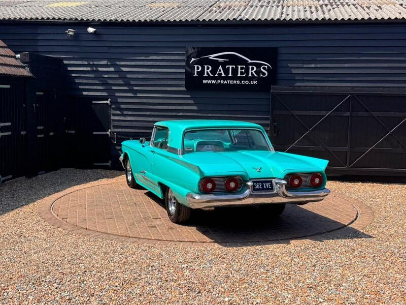 Ford Ford Thunderbird view 3