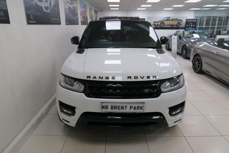 Land Rover Range Rover Sport view 2