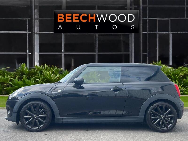 Mini Cooper view 6