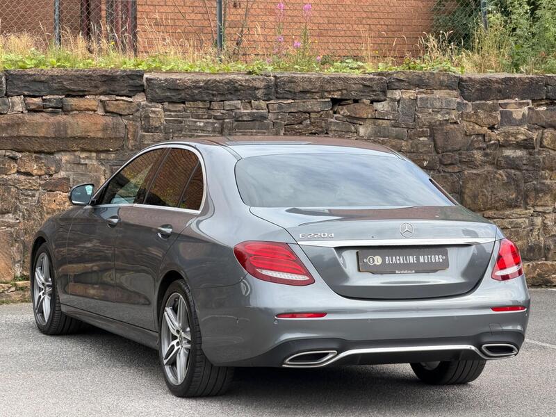 Mercedes-Benz E-Class view 5