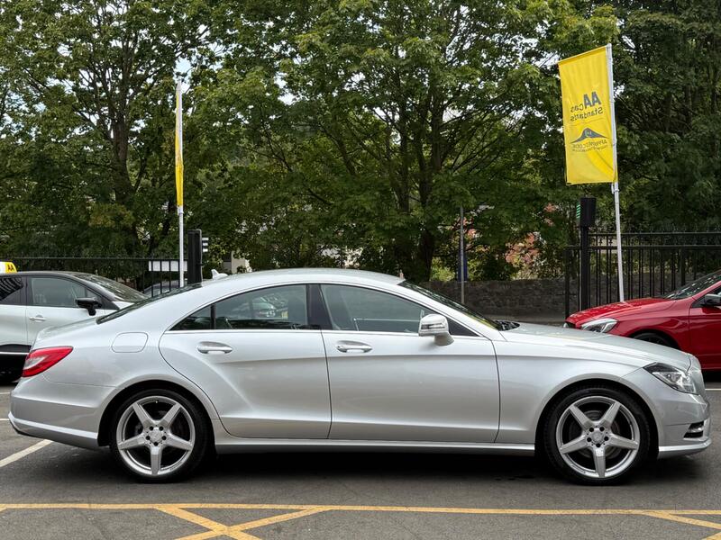 Mercedes-Benz Mercedes-Benz CLS view 3
