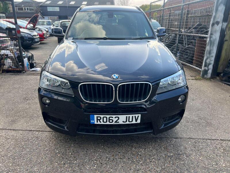 BMW X3 view 3