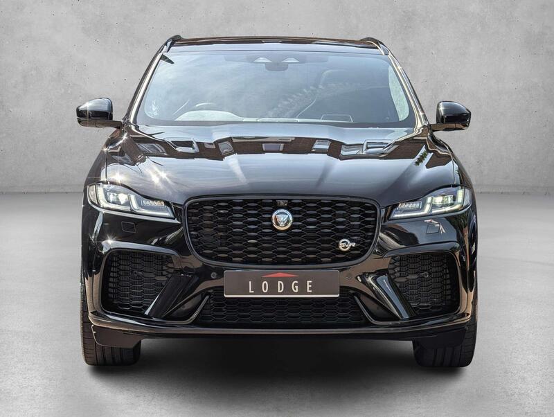Jaguar F-Pace view 2