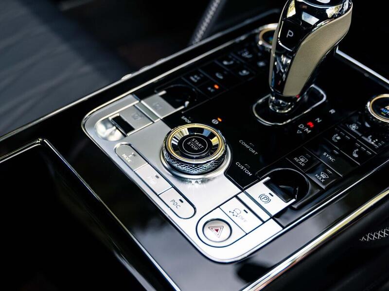 Bentley Flying Spur view 6