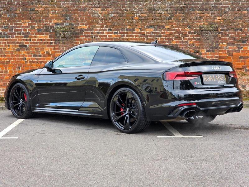 Audi RS5 view 3