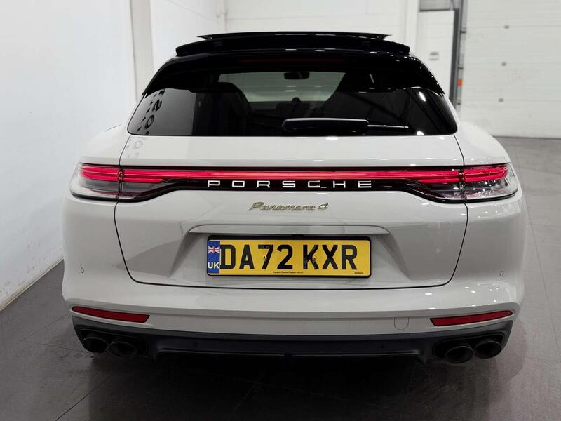 Porsche Panamera view 7