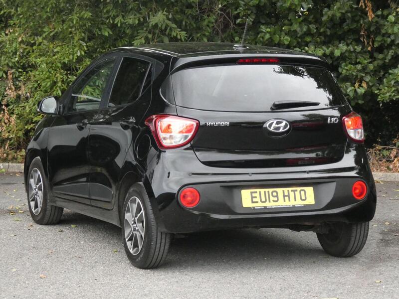 Hyundai I10 view 3