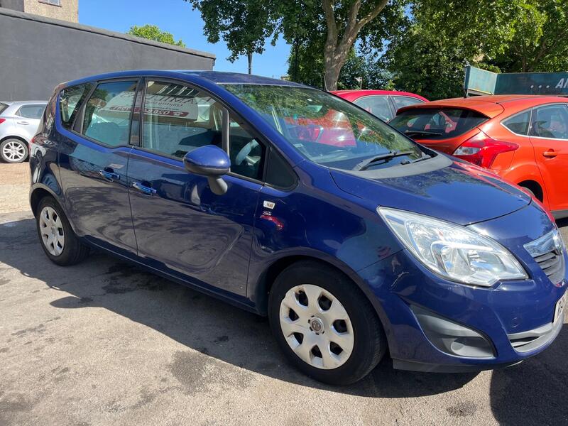 Vauxhall Meriva main image