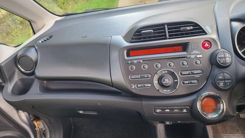 2015 Honda Jazz — photo 32