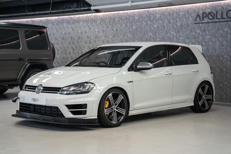 Volkswagen Golf view 5