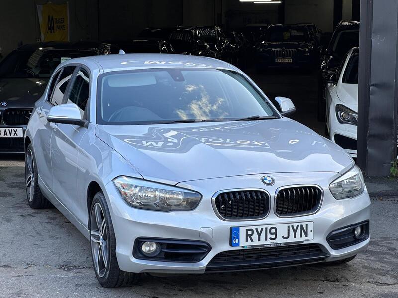 BMW 1 Series view 2