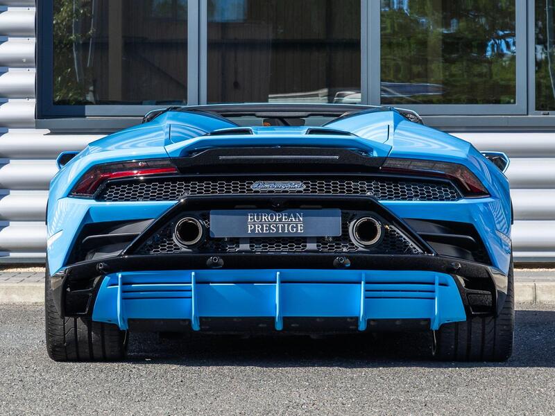 Lamborghini Huracan view 4