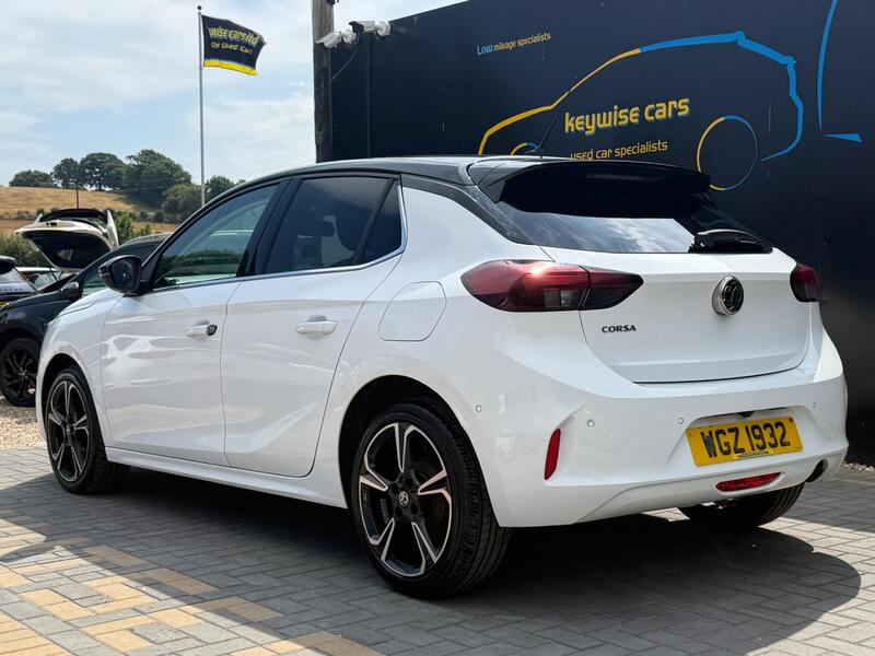 Vauxhall Corsa view 3