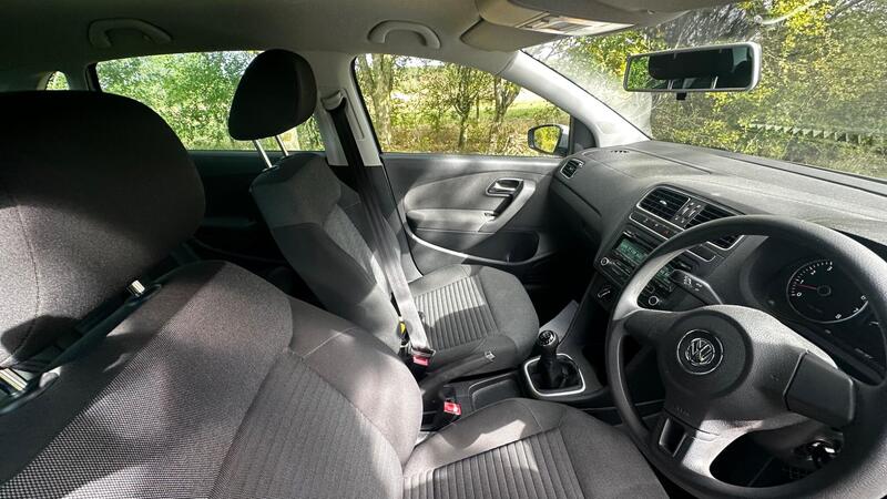2013 Volkswagen Polo — photo 14