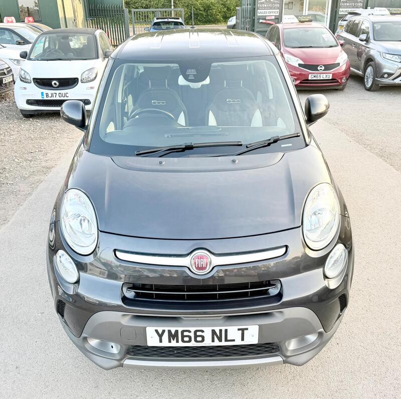 Fiat 500l view 2