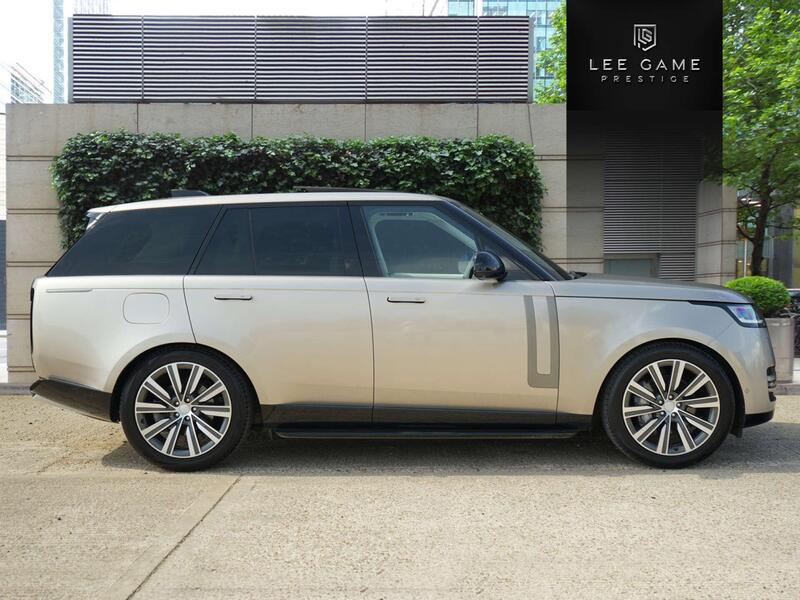 Land Rover Range Rover view 4