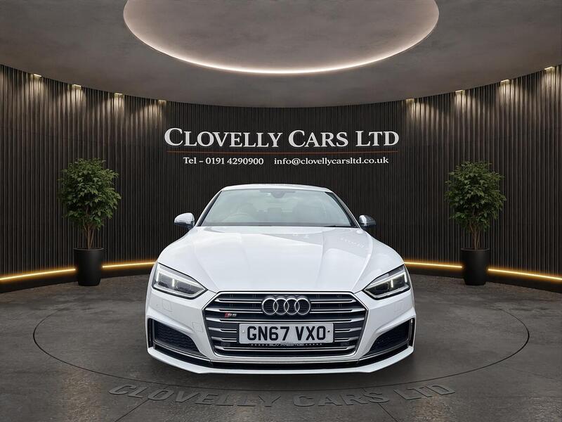 Audi Audi S5 view 2