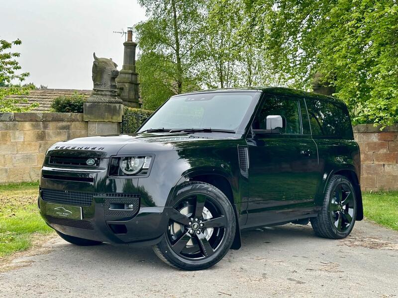 Land Rover Defender view 6