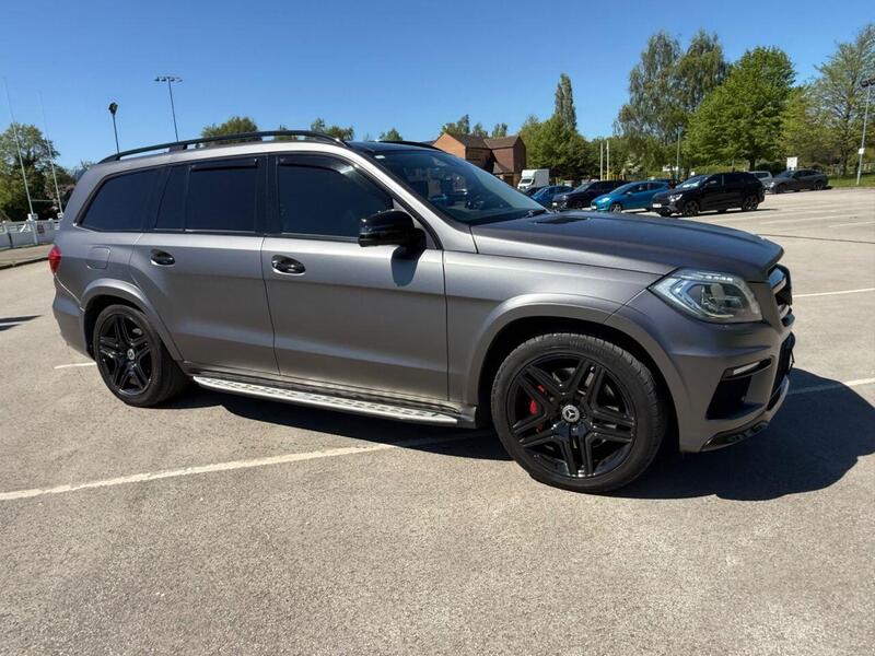 Mercedes-Benz GL Class view 4