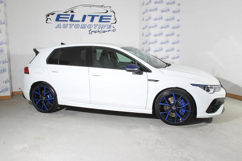 Volkswagen Golf view 2