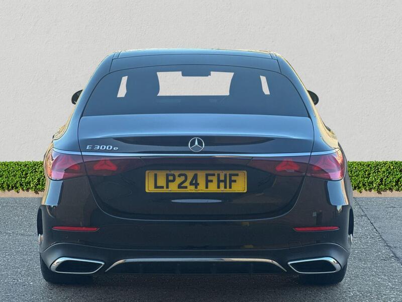 Mercedes-Benz E Class view 6