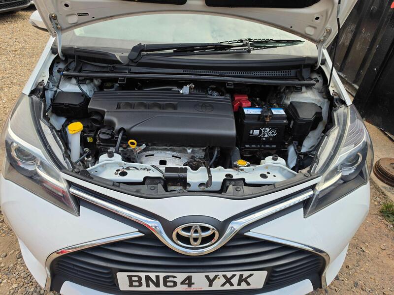 Toyota Yaris 1.33 Dual VVT-i Icon Euro 5 5dr Euro 5 thumbnail 21