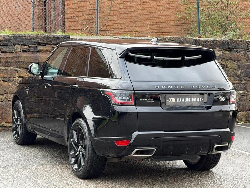 Land Rover Range Rover Sport view 4