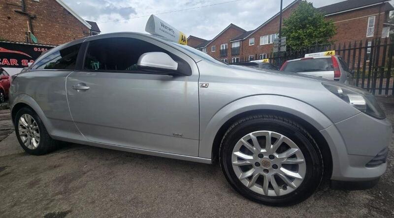 Vauxhall Astra view 2