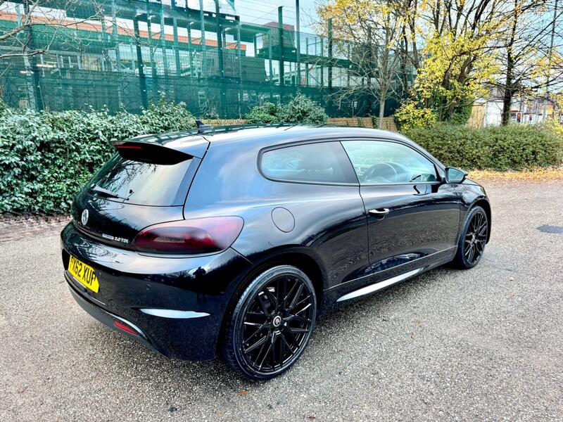 Volkswagen Scirocco view 4
